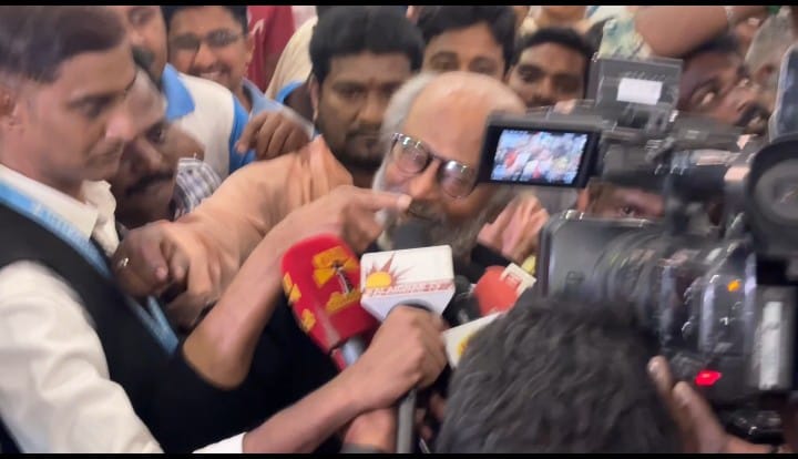 அரசியல் கேள்வி கேட்க வேண்டாம் நடிகர் ரஜினி காந்த் காட்டம்*