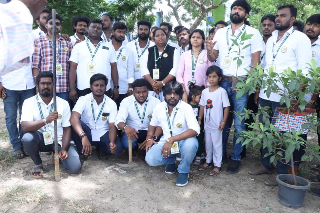 தமிழ்நாடு முழுக்க 25,000 மரக்கன்றுகள் நடும் நடிகர் சௌந்தரராஜா 
