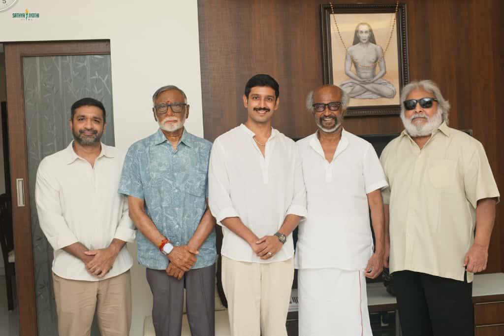 சிவாஜி கணேசன் பேரனை வாழ்த்திய ரஜினிகாந்த்